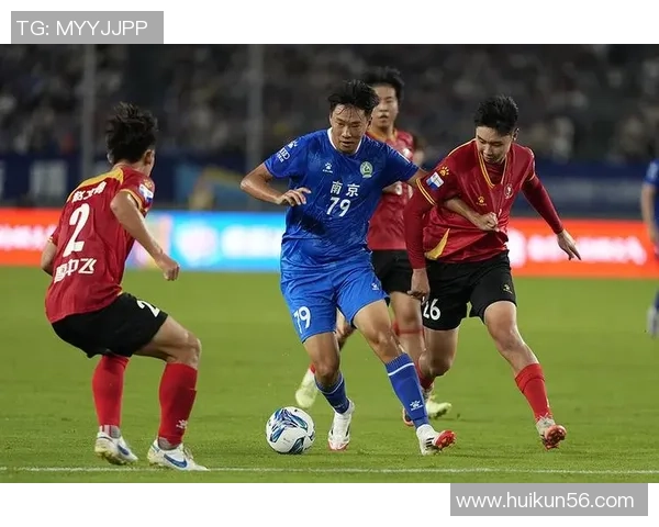 挑战赛点评：南京足球队的配合表现